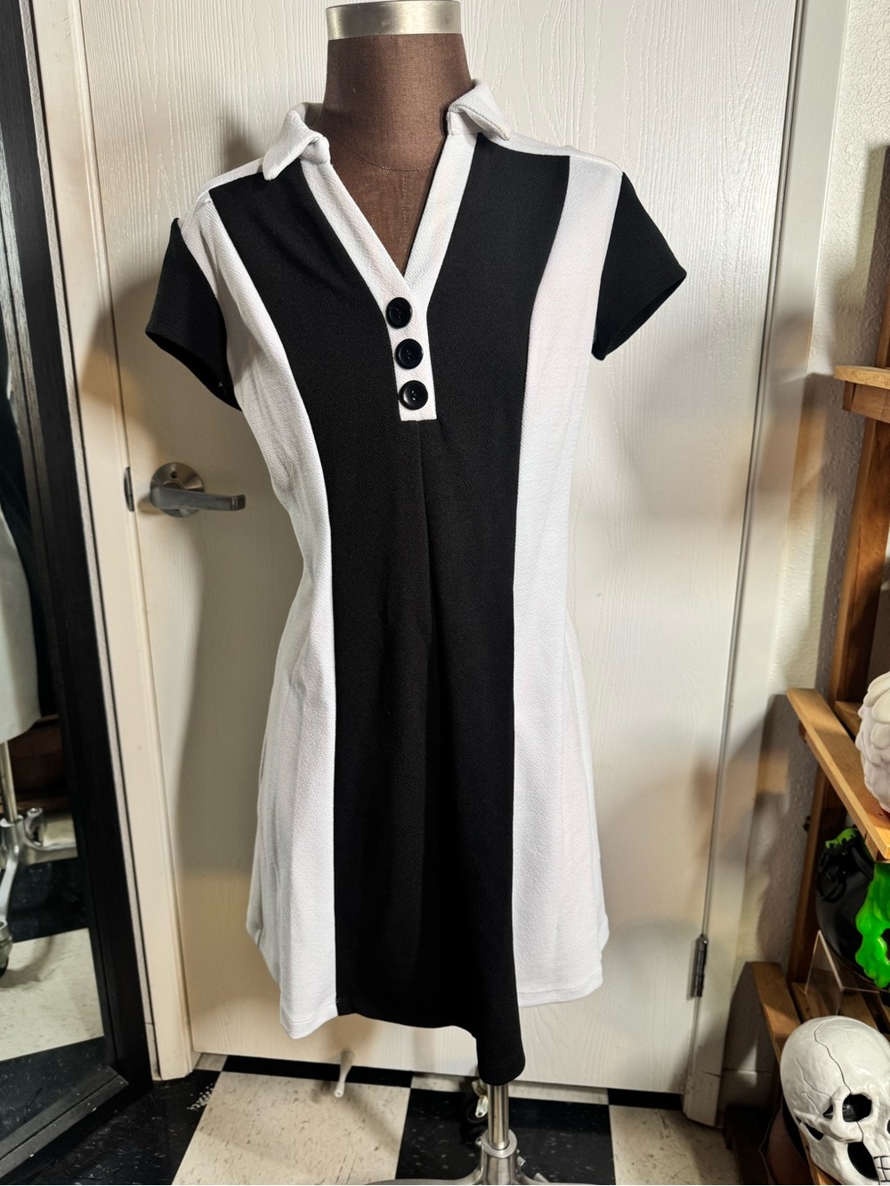Signature by Robbie Bee Black and White Polo-Style Mini Dress